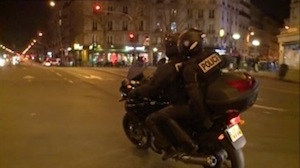 Motorcycle cops: the latest pursuit of Parisian drivers