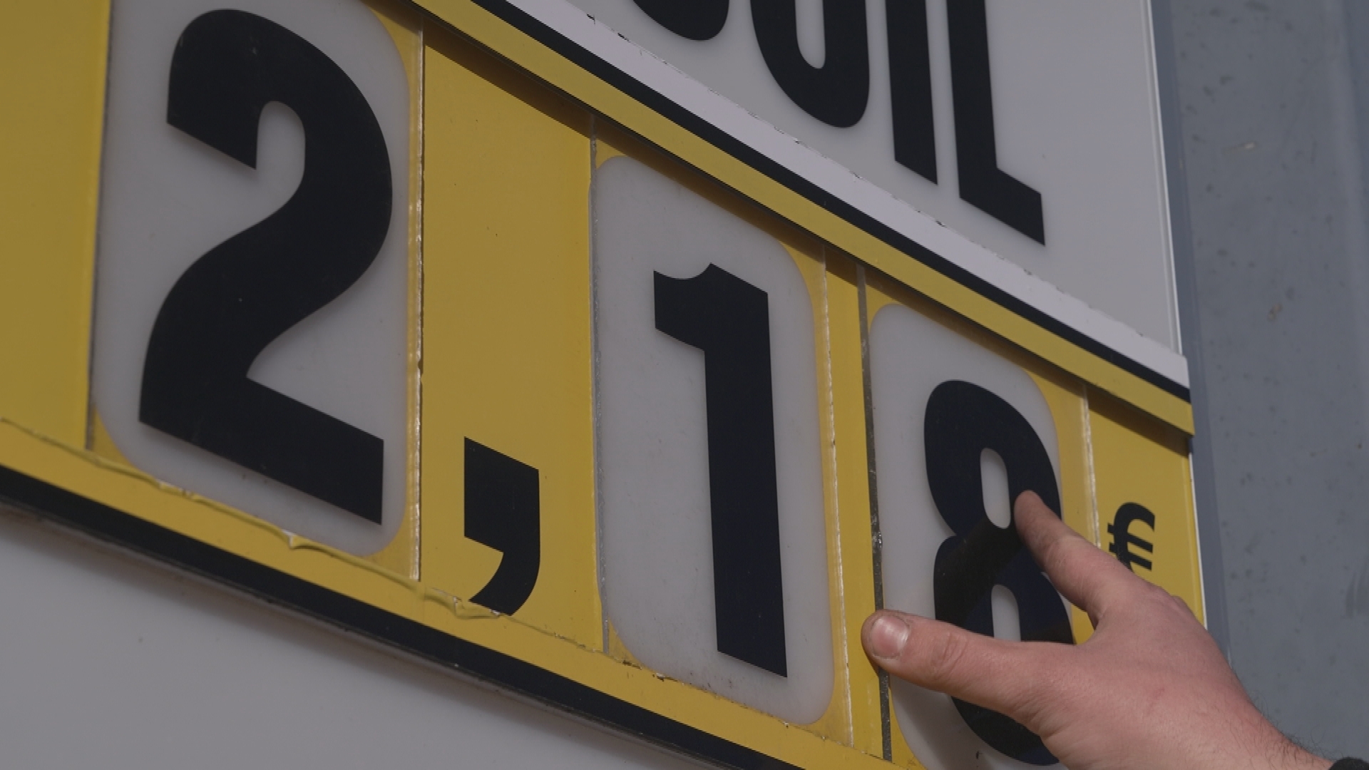 ESSENCE : JUSQU’OU LES PRIX VONT-ILS GRIMPER ?